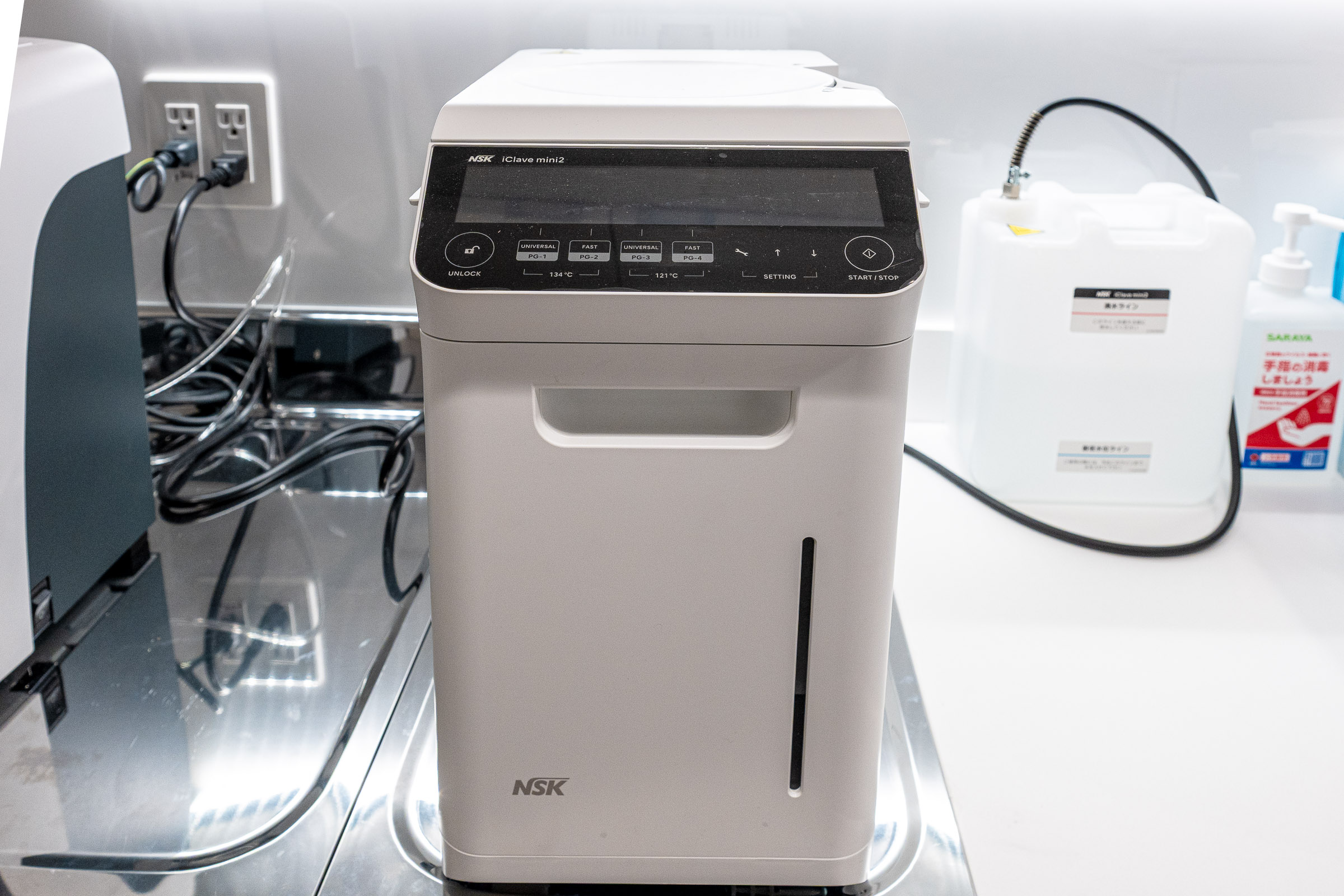 iClave (ハンドピース用クラスS滅菌器)